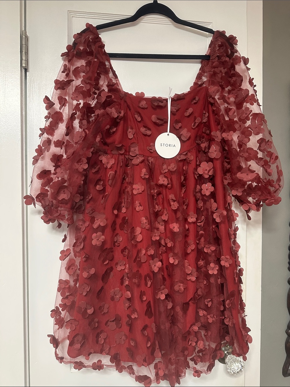 Storia Red 3D Floral Puff Sleeve Tunic